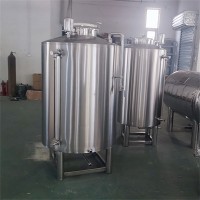 老河口市鸿谦白酒发酵罐不锈钢果汁储存罐厂家定制信誉好